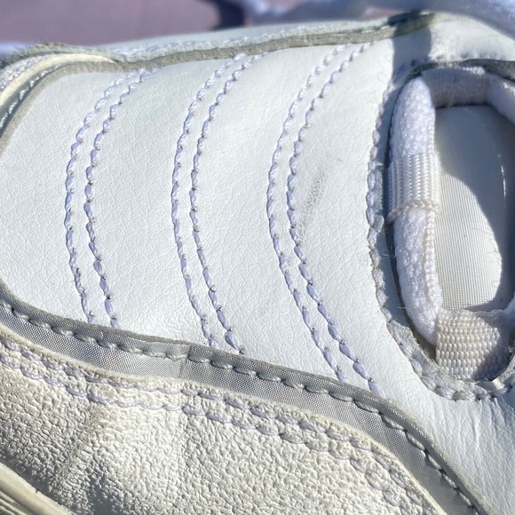 Adidas Men's Ambition Stripe IV White Black Sneaker Shoe Men's size 11  GO0238 - Picture 3 of 11